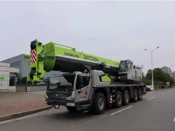 朔州市吊车电话_吊车出租后如何防止漏油问题